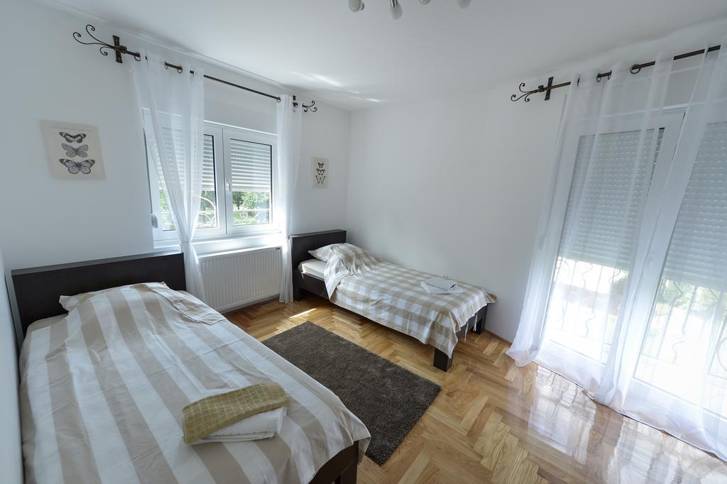 Park Srce Apartments Arandjelovac Room photo