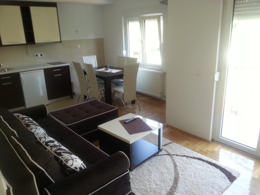 Park Srce Apartments Arandjelovac Room photo