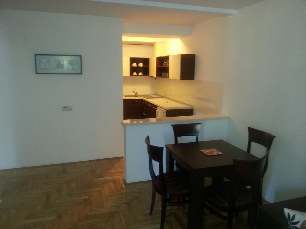 Park Srce Apartments Arandjelovac Room photo